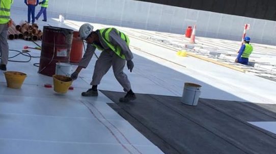 عزل اسطح في عجمان